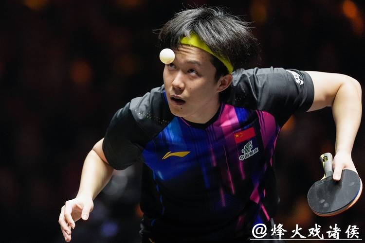 王楚钦半小时速胜 晋级WTT总决赛男单4强