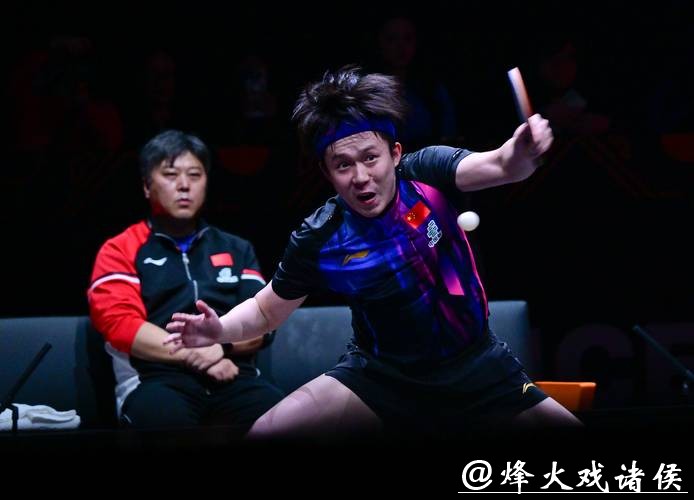 王楚钦半小时速胜 晋级WTT总决赛男单4强