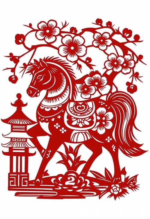 一把剪刀一张红纸,她剪出300匹“奔腾”的马年祝福 一把剪刀一张红纸,她剪出300匹“奔腾”的马年祝福