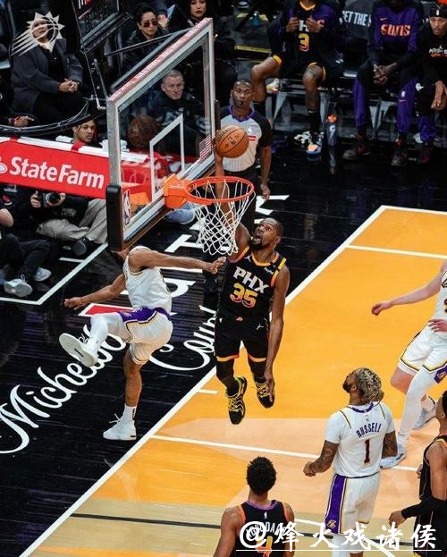 湖三崩再现!杜兰特复出太阳大胜湖人止5连败 湖三崩再现!杜兰特复出太阳大胜湖人止5连败